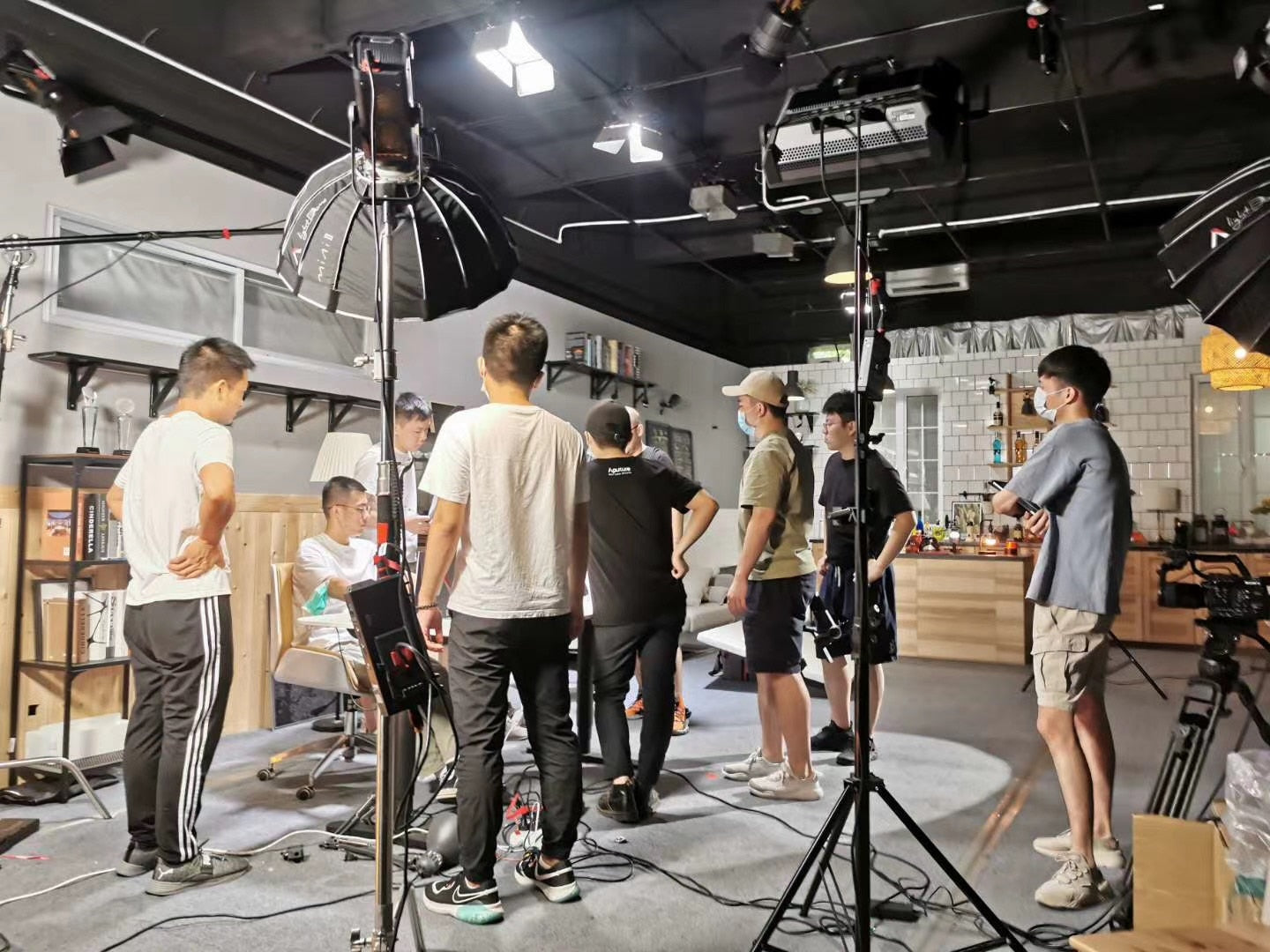 Aputure Nova P300C RGB Video Light 2000-10000K Daylight Studio Photo Light Photography Lighting Lamp for DSLR Camera